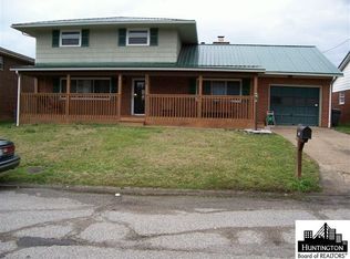 570 Fairwood Rd, Huntington, WV 25705