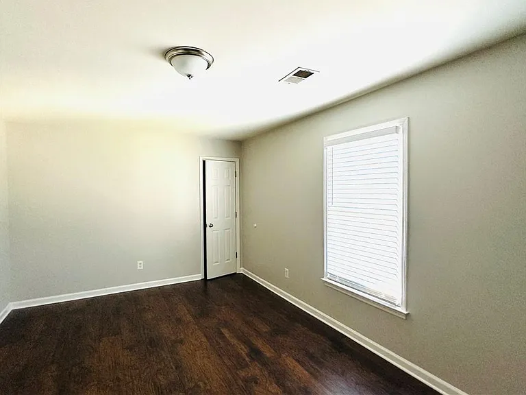 2020 Bentwood Ct — Photo 30