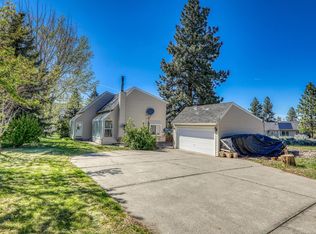 725 Roundup Dr, Loyalton, CA 96118