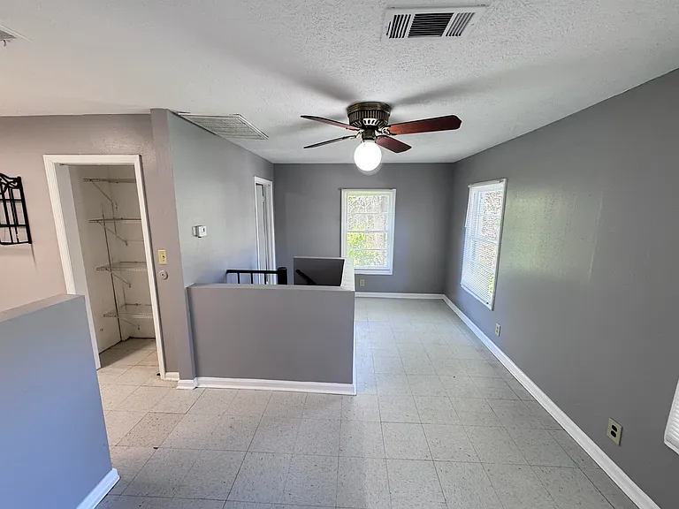 817 N Forest Dr — Photo 4