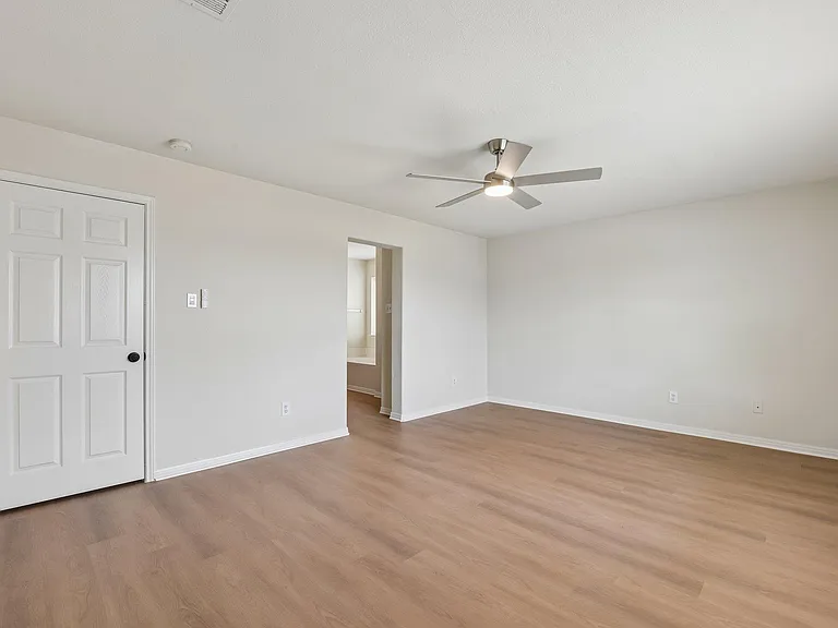 11809 Dunfries Ln — Photo 26