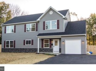 497 Hardman Ln, Warminster, PA