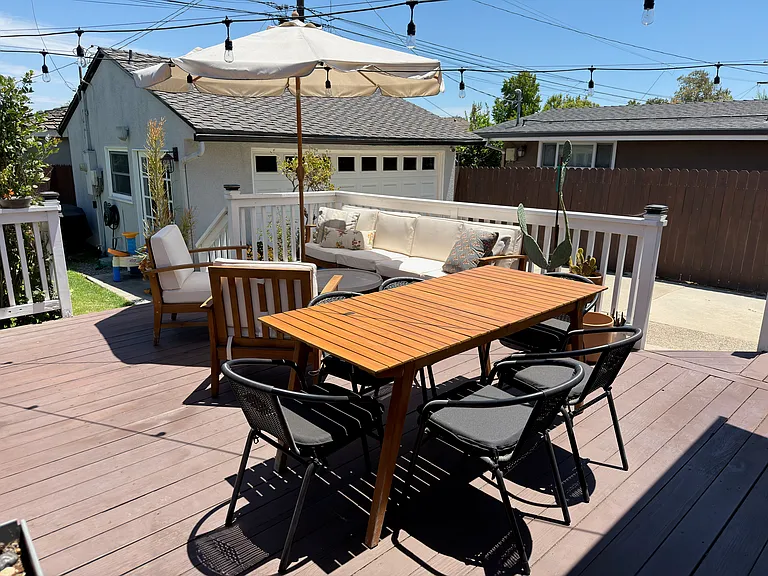 3940 Lewis Ave — Photo 11