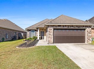 19196 Greenleaf Cir, Ponchatoula, LA 70454