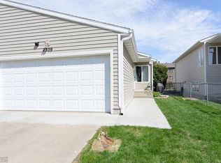 1509 28th Ave S, Fargo, ND 58103