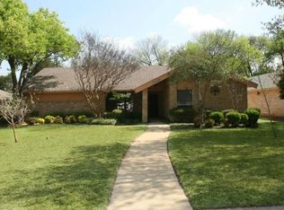 2304 Woodglen Dr, Richardson, TX 75082