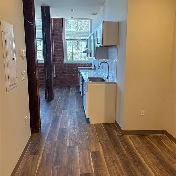 87 N Water St #106 — Photo 9