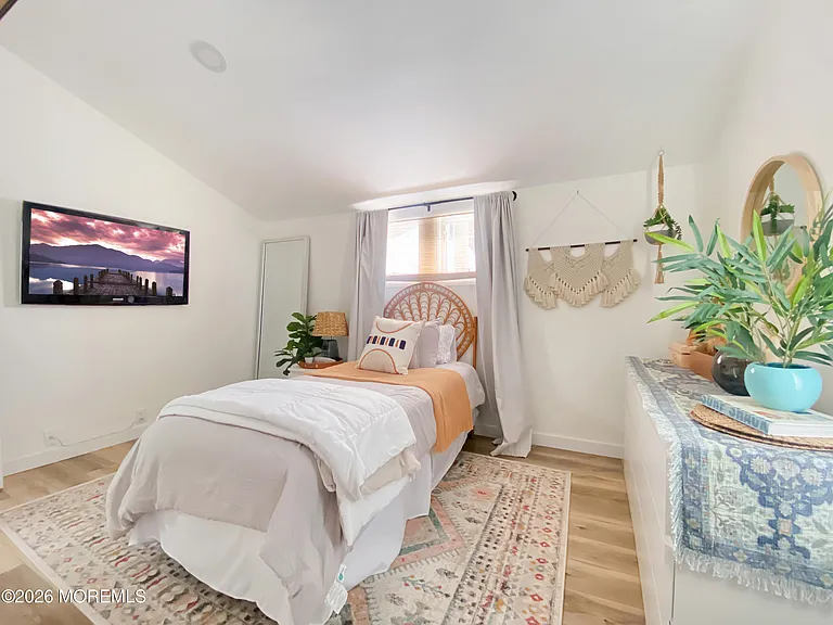 110 Curtis Pl — Photo 11