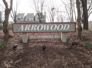 20 E Pembroke Rd #17, Danbury, CT 06810
