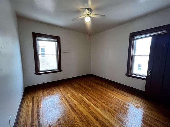 3rd image of 4954 W Dickens Ave APT 2