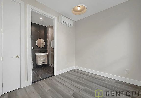 4th image of 2337 Bedford Ave #3O