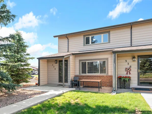 338 Manewal Dr, Cheyenne, WY 82009