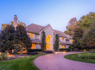 818 Katesford Rd, Hunt Valley, MD 21030