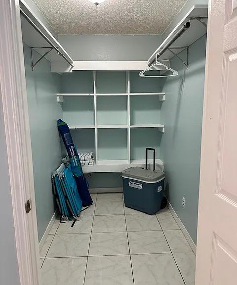 2116 Vizcaya Dr — Photo 11