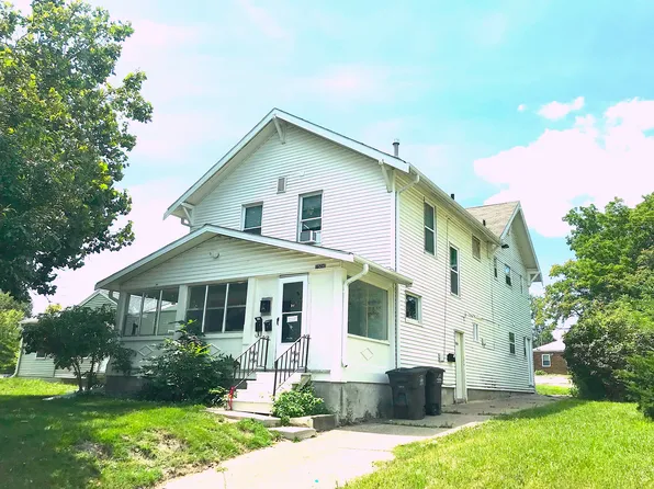 1506 28th St #A, Des Moines, IA 50311