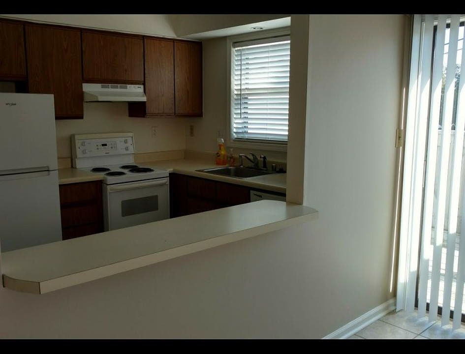 1st image of 2820 Yellowstone Pkwy APT 5