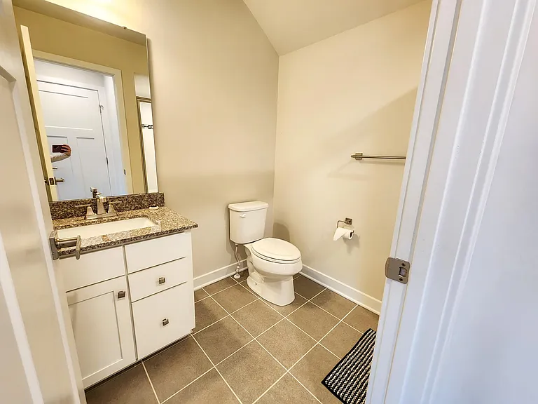719 Sky Bridge Dr — Photo 23