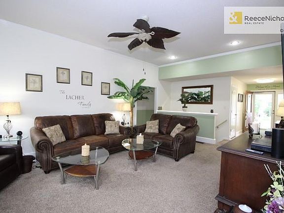 New Carpet in this open Living Room