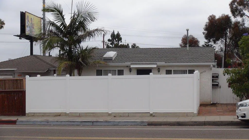 2255 Garnet Ave — Photo 2