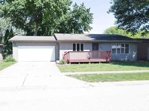 107 Southfield Dr, Webster City, IA 50595