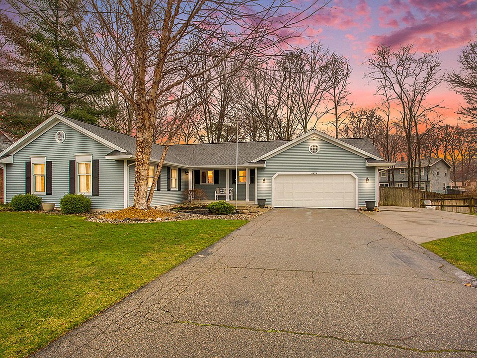1st image of 4424 Chateau West Dr