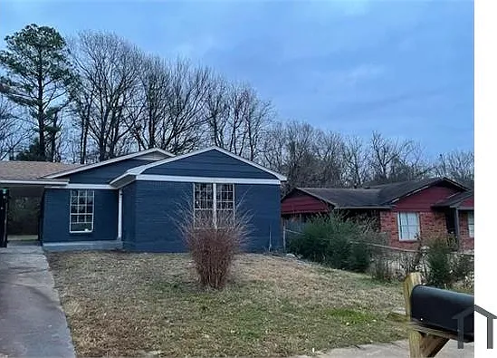 3446 Aaron Rd
