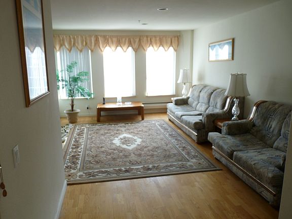 4th image of 445 Arguello Blvd APT 10