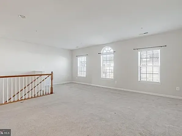 24652 Hutchinson Farm Dr Unit 3D, Sterling, VA 20166