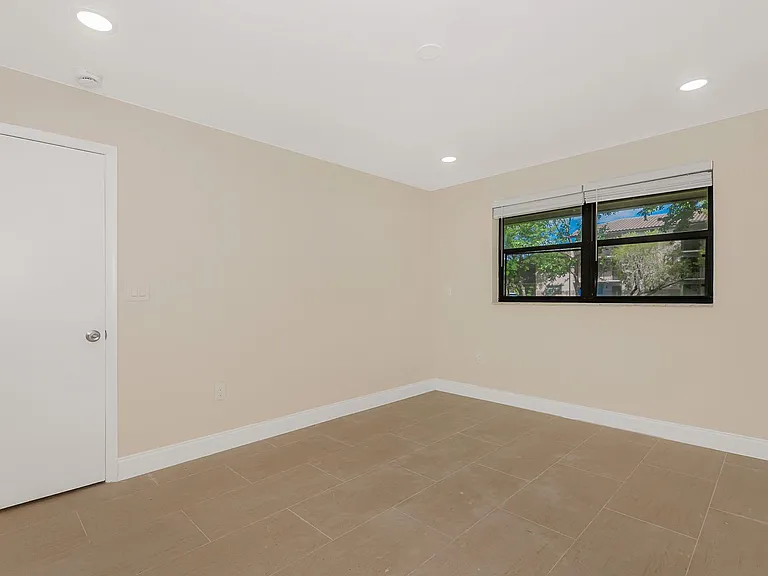 9951 Nob Hill Pl — Photo 17