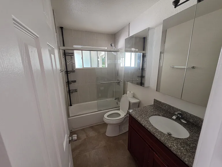 381 Marylinn Dr — Photo 18