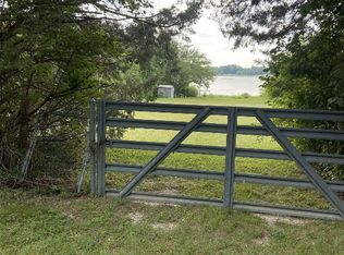 99999 Waterfront Dr, Waxahachie, TX 75165