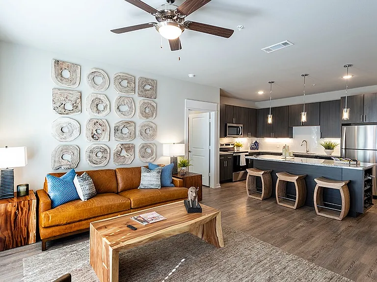 D Model (2 Bedroom, 2 Bath)