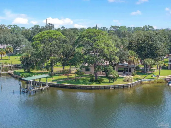 427 Vancouver St, Pensacola, FL 32507