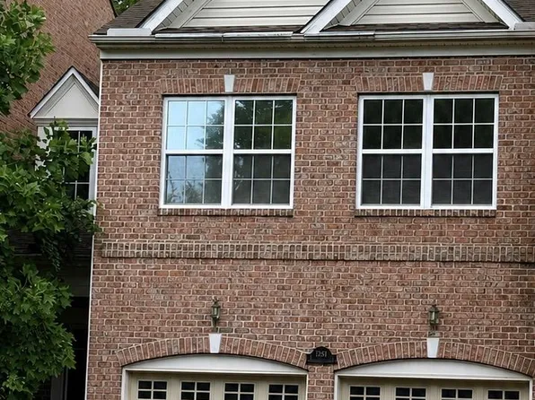 1267 Brookstone Dr, Garnet Valley, PA 19060
