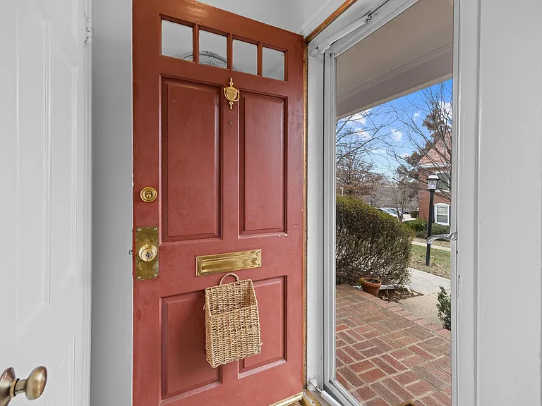 3203 S Stafford St — Photo 17