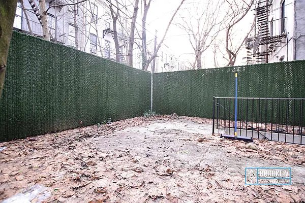 Rented by null | media 21