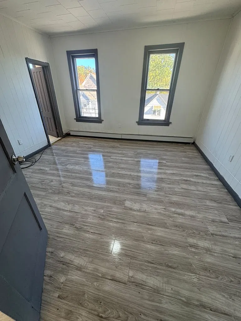 4 bed, $1,799 — Photo 4