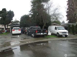 910 142nd Avenue SE, Bellevue, WA