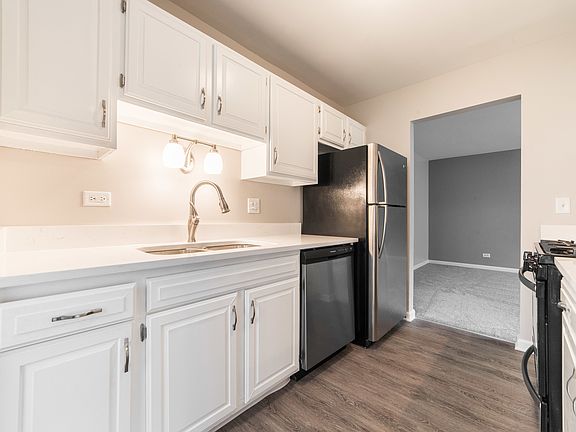 3rd image of 238 Driftwood Ln