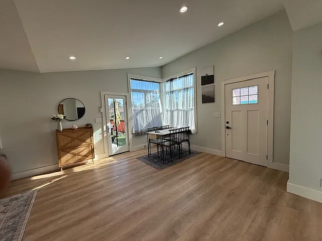 2587 Sheldon Dr #A — Photo 7
