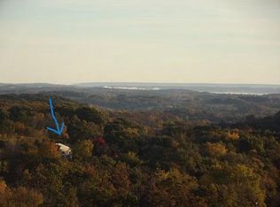 1280 Smokey Hollow Rd, Highland, WI 53543