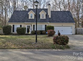 518 Lisa Carol Dr, Mooresville, NC 28115