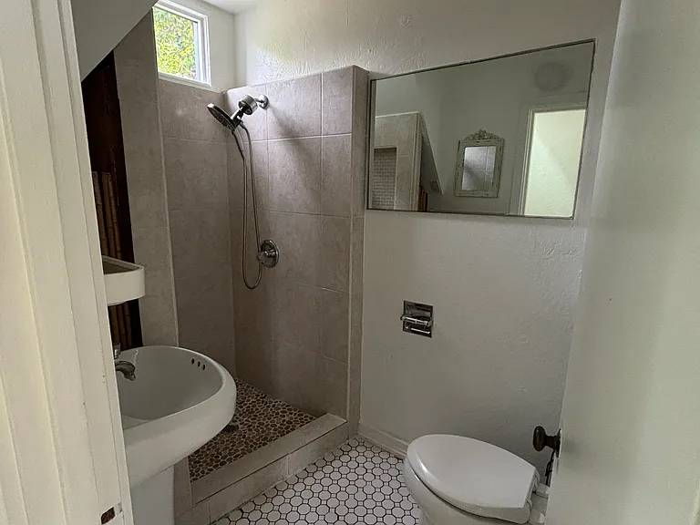 135 Haumana Rd #1 — Photo 4