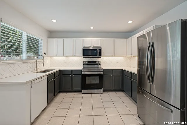 153 Hanging Moss Dr — Photo 9