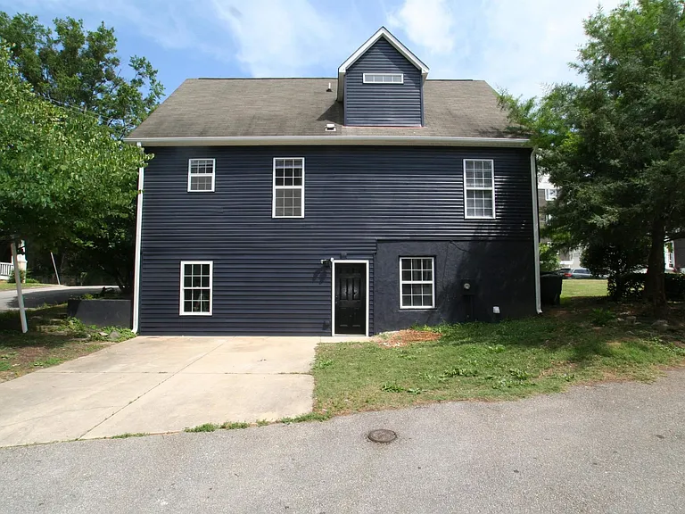 109 Ashe Ave — Photo 6