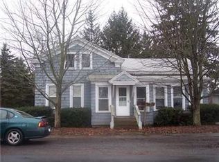6059 Auburn St, Wolcott, NY 14590