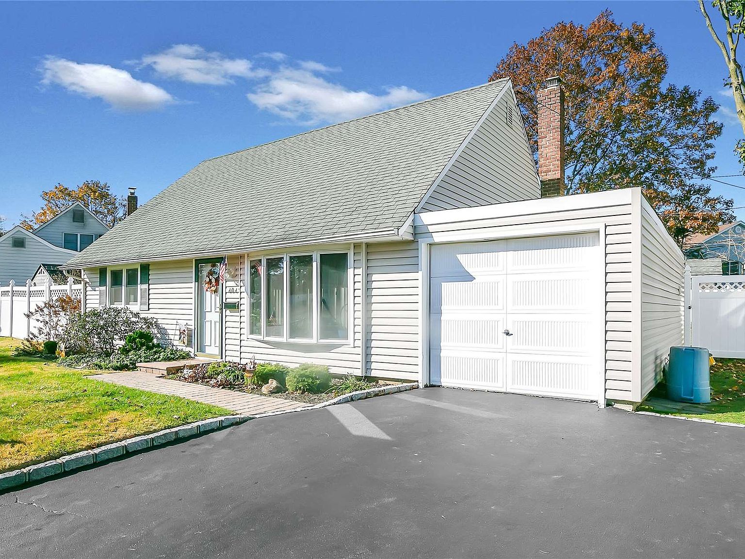 4043 Avoca Avenue, Bethpage, NY 11714 Zillow