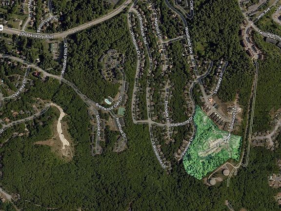 3rd image of 1203 Pineview Ln