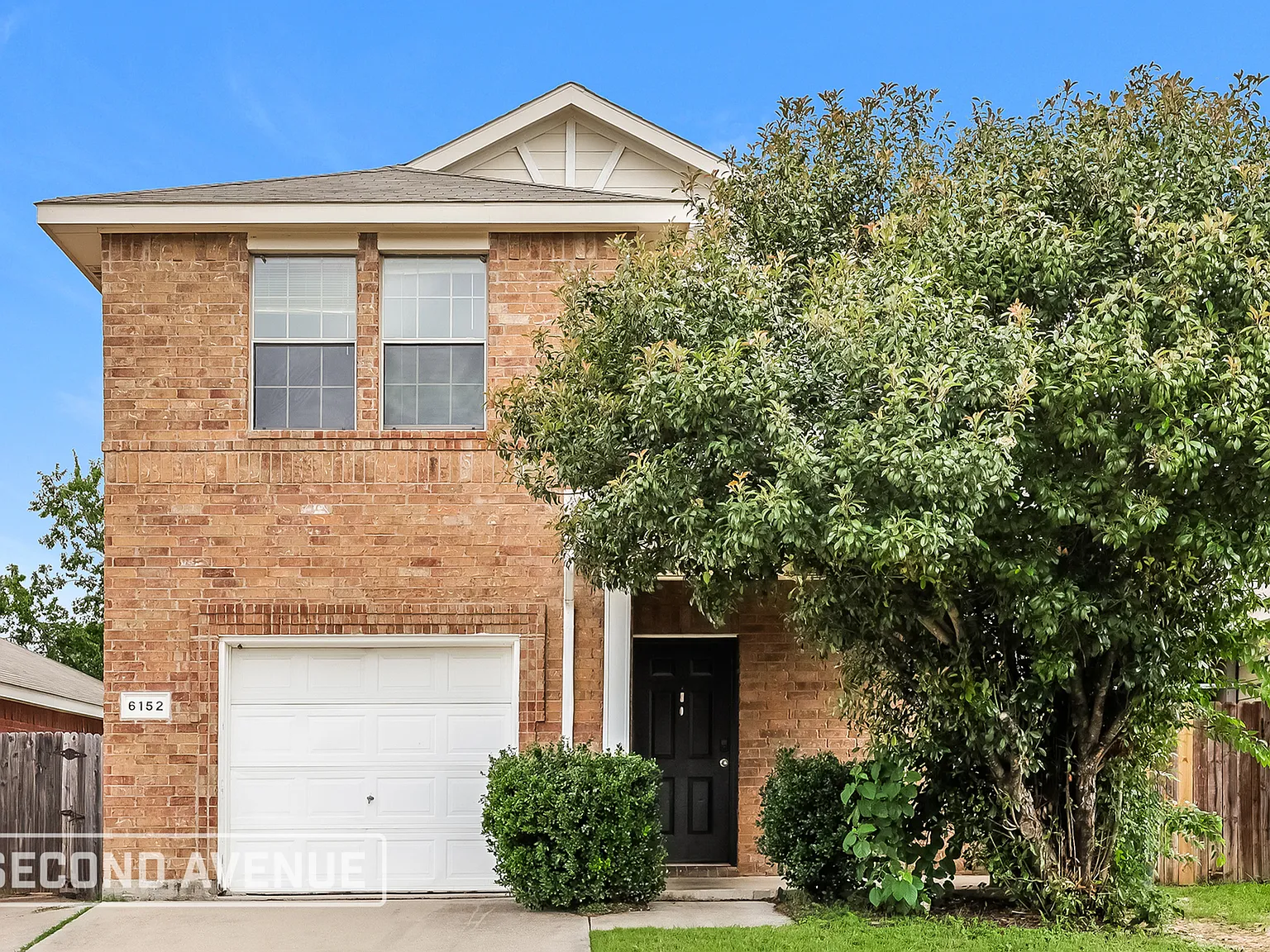 4 bed, 2.5 bath, 1748 sqft, $1,850 — Photo 1