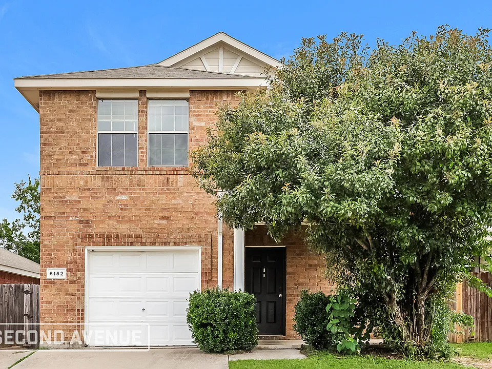 6152 River Pointe Dr